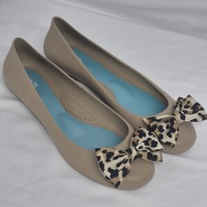 NWT OKA_B Taylor Leopard Print Bow Ballet Flats Women's Size 10 Comfort